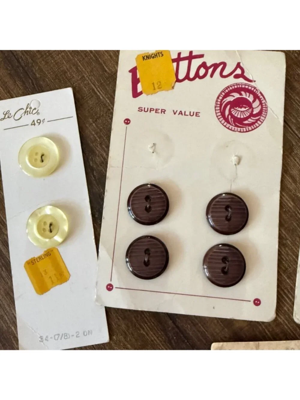 Vintage Button Lot 7 Cards 20 Buttons Beige & Brown Costumakers la petite Le Chi